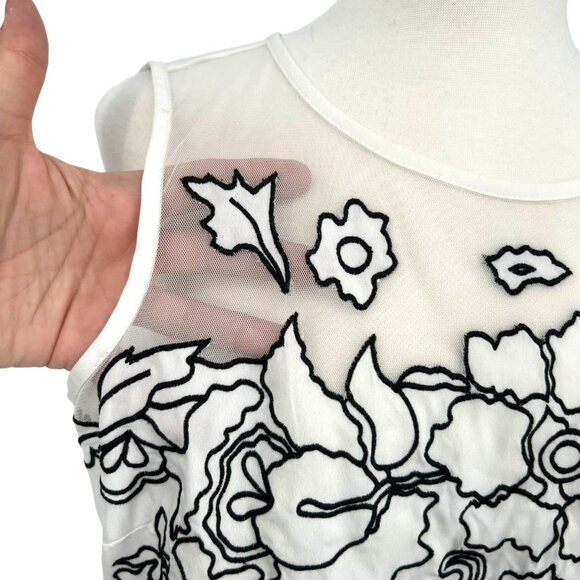 Worthington Floral Embroidered Mesh Upper Tank Top White Black Size Large NWT - Picture 3 of 10